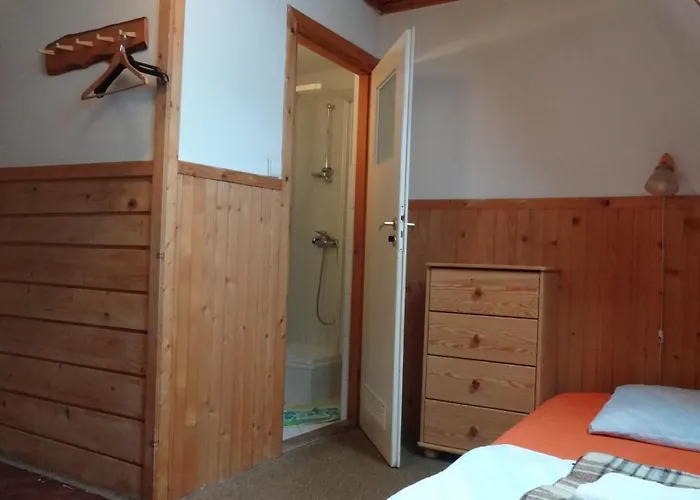 Camping Harenda Pokoje Goscinne I Domki